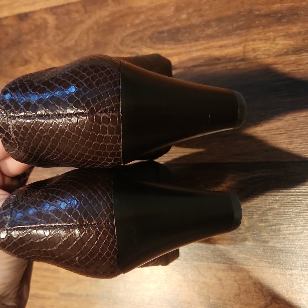 Ecco Brown Leather Textured Women's Heeled Shoes - Picture 5 of 7